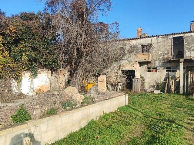 Terreno agricolo in vendita a Pineto