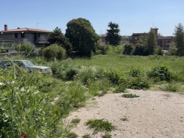 Terreno agricolo in vendita a Roma