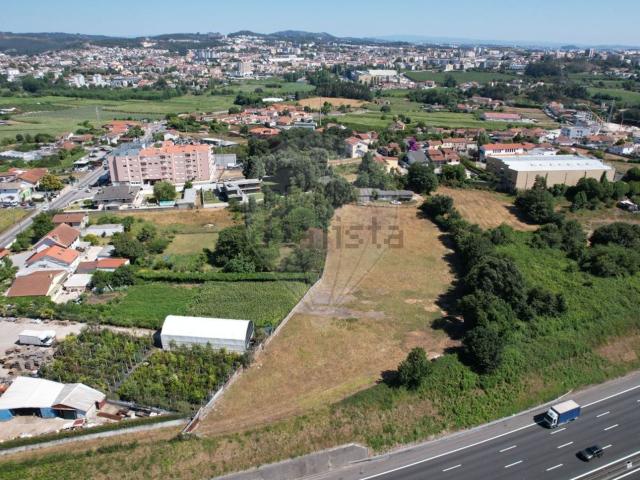 Terreno, Águas Santas