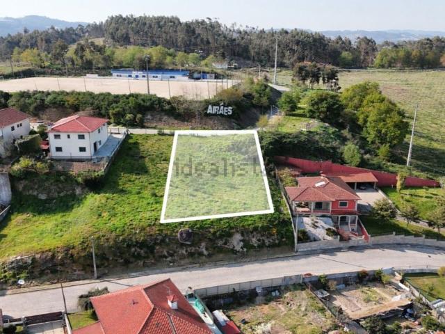 Terreno, Airães