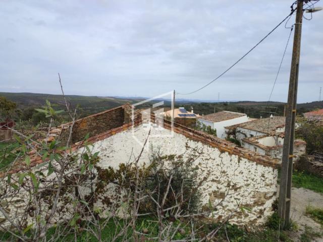 Terreno, Alcoutim e Pereiro