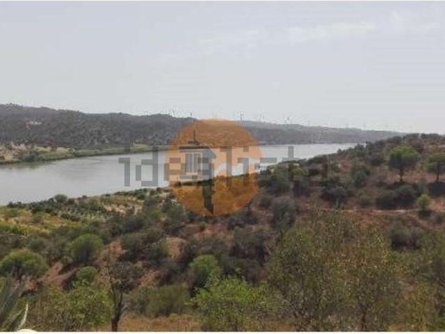 Terreno, Alcoutim e Pereiro