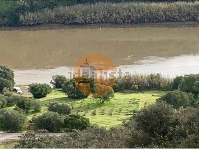 Terreno, Alcoutim e Pereiro