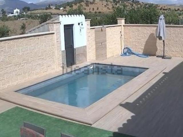 Terreno, Alora
