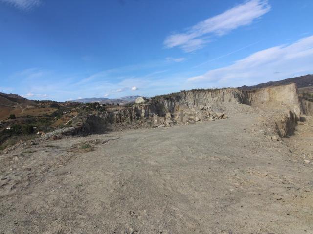 Terreno, Alora