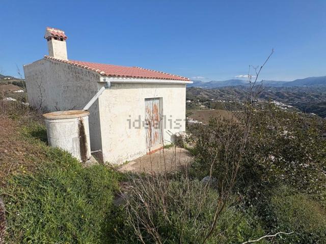 Terreno, Almáchar