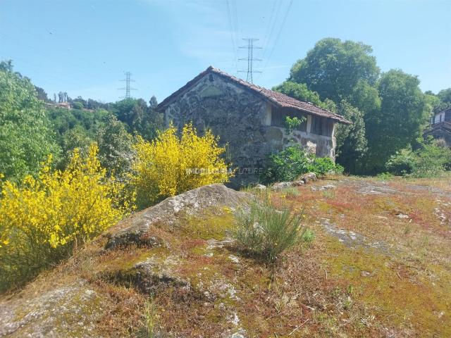 Terreno, Alpendorada Várzea Torrão