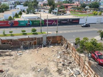 ¡TERRENO AMPLIO EN ESQUINA EN ALQUILER!