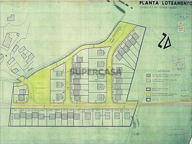 Terreno amplo, com uma superfície total de 22 308 m²