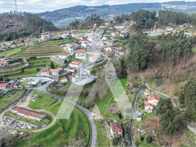 Terreno, Arões Santa Cristina