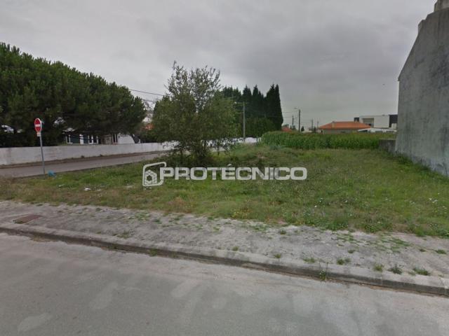 Terreno, Aradas