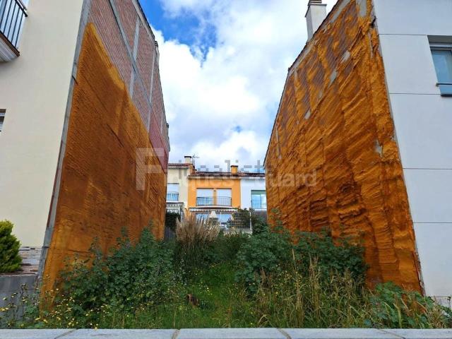 Terreno, Argentona