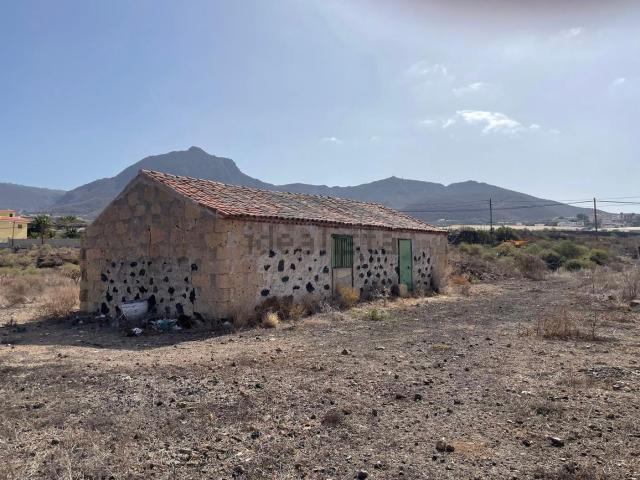 Terreno, Arona