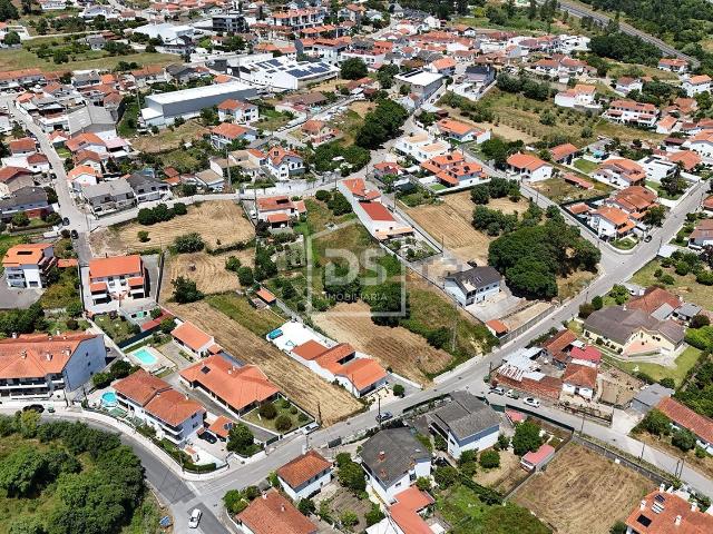Terreno, Bairro dos Anjos Vale da Cabrita, Leiria Pousos Barreira e Cortes