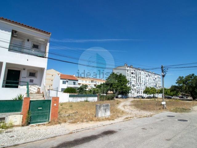 Terreno, Baixa da Banheira e Vale da Amoreira