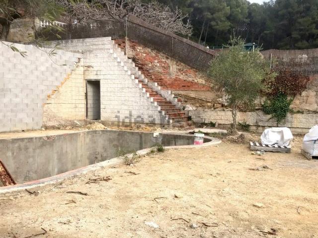 Terreno, Bellvei