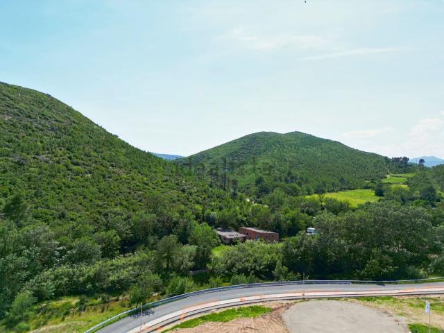 Terreno, Biure
