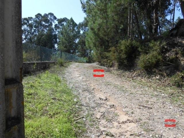 Terreno boa localização Ourem