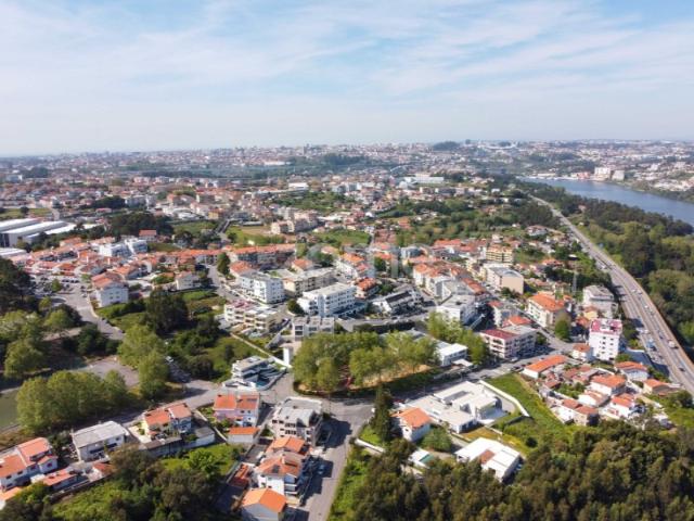 Terreno c/ 21.042m2 | Vista Rio | PIP em execução| Vilar de Andorinho