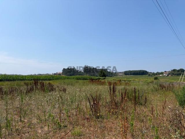 Terreno c/ parte de construção, Cristelo, Barcelos