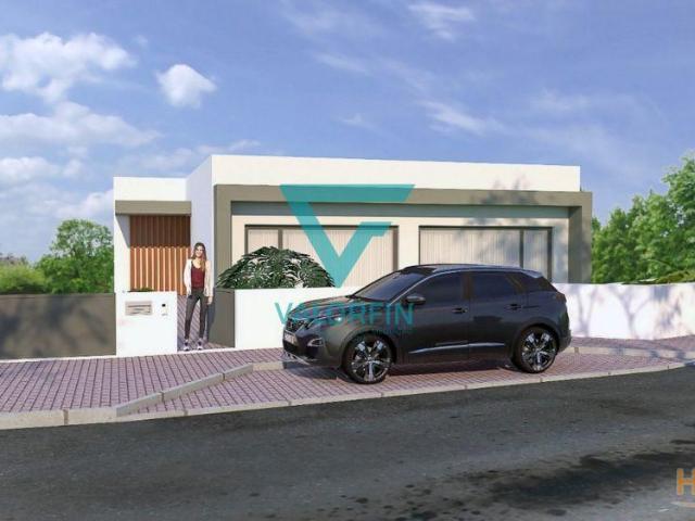 Terreno c/ Projeto Aprovado p/ Moradia T4 Térrea Carriço | 26084079402