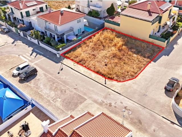 Terreno C/ Projecto Aprovado em Aldeia de Irmãos Azeitão