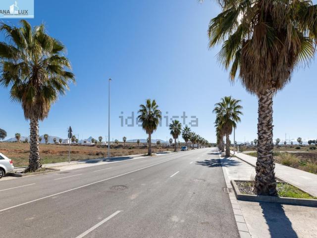 Terreno, Calicasas
