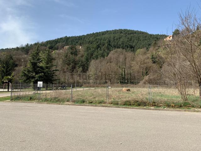 Terreno, Campdevánol