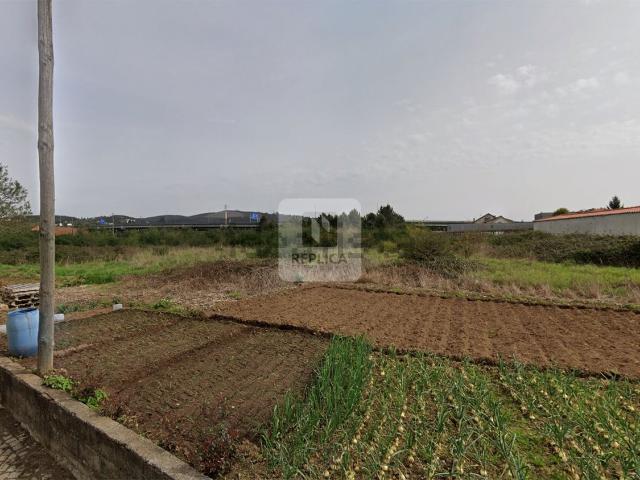 Terreno, Sobrado