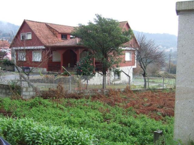 Terreno, Cangas