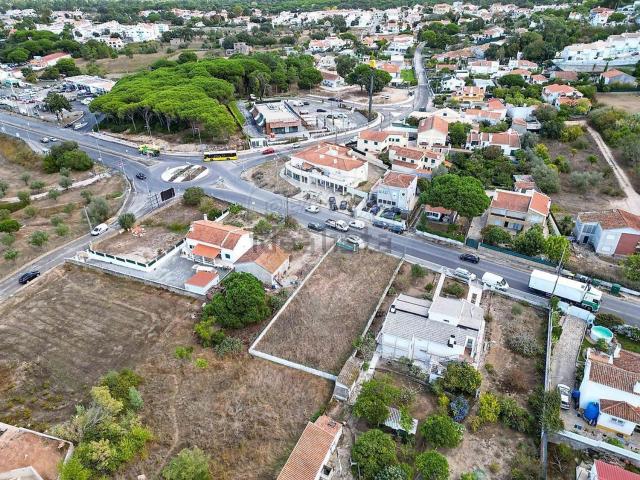 Terreno, Castelo Sesimbra