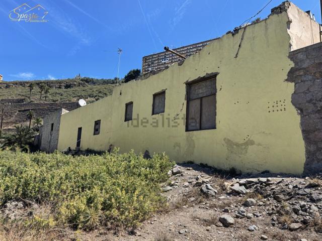Terreno, Carretera del Centro, Las Palmas de Gran Canaria
