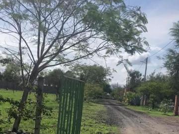 Terreno cerca de la laguna de Atotonilco