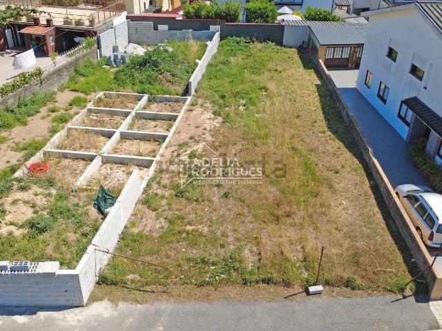 Terreno, Cidade da Maia