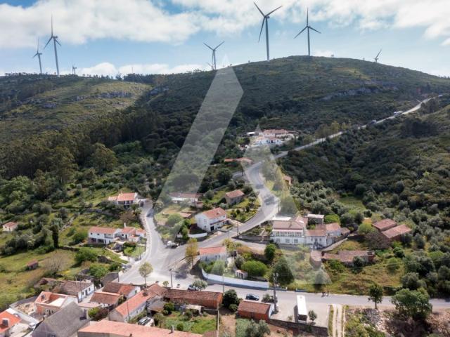 Terreno com 400m2 e vista infinita, Alqueidão da Serra Porto de Mós