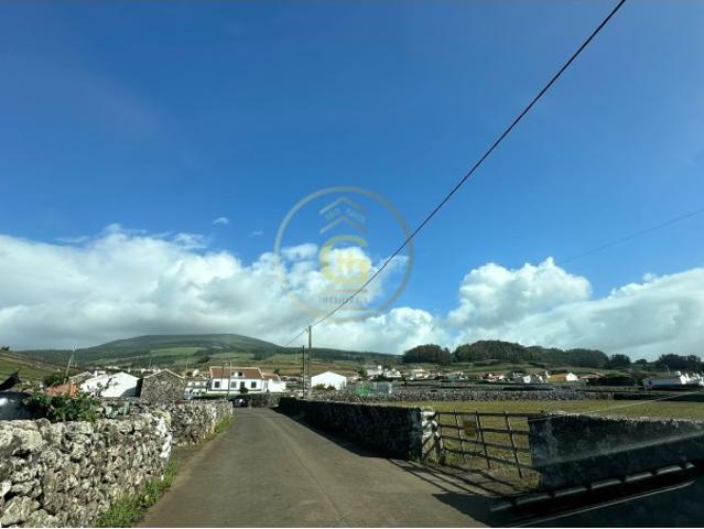 Terreno com 4,35 hectares