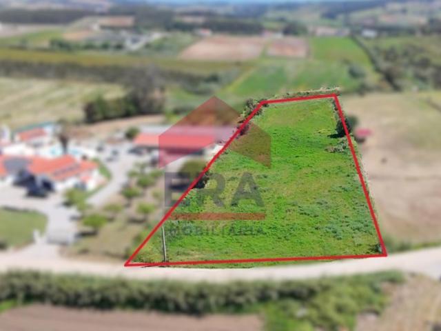 Terreno com 4.400m2