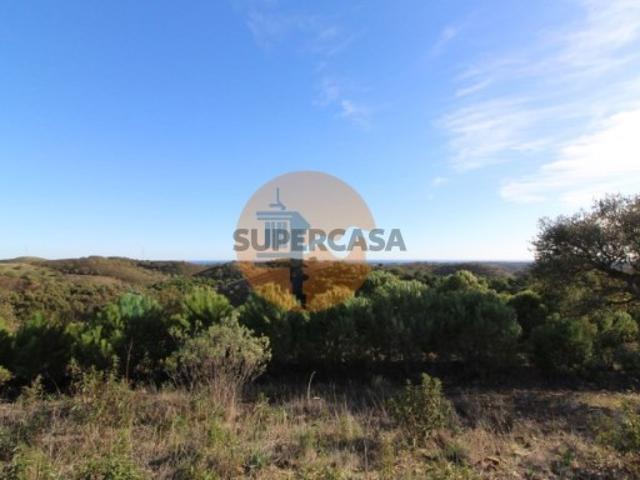 TERRENO COM 56.950 M2 COM FURO DEPOSITO DE ÁGUA VISTA MAR EM V. N. CACELA VRSA ALGARVE