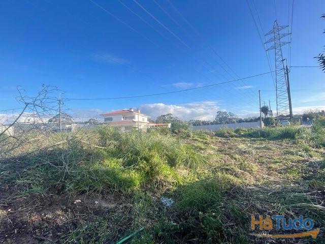 Terreno com 606m2, localizado próximo do Centro de Canelas! | 26064091434