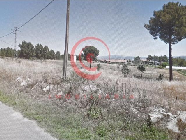 Terreno com 7500m2 em Chaves
