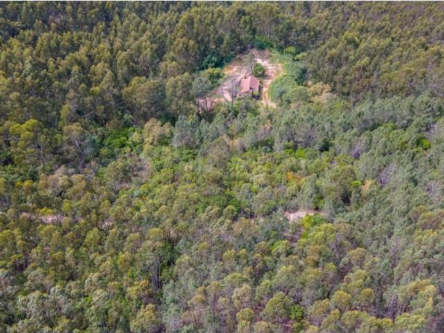 Terreno com 70 ha + ruína em Marmelete, Algarve