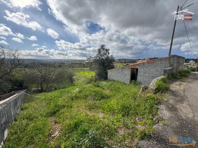 TERRENO COM 770,50 m² NA LAGOA DO FURADOURO | 26064076235