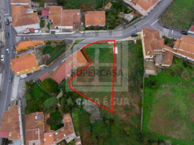 Terreno com 900 m2 para construção em Esmoriz, Ovar
