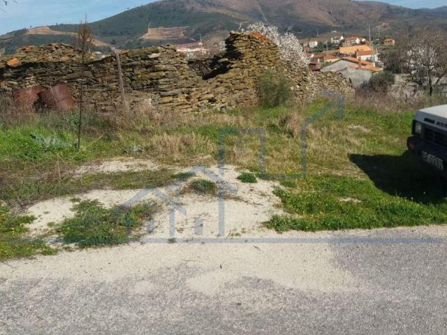 Terreno com 11.628 M2 com possibilidade Construção de moradia | 26084079491