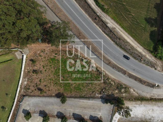 Terreno com 1400m² em Barqueiros