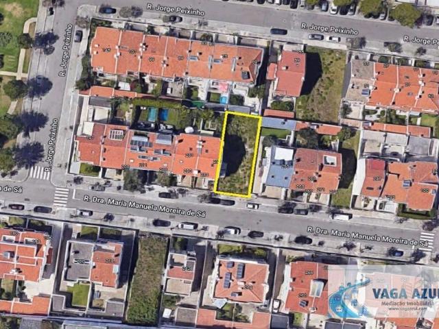 Terreno com 283 m2 em São Mamede de Infesta Matosinhos