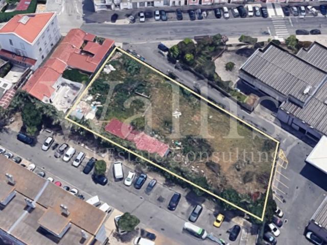 Terreno com 2.000m2 na Ajuda | Wallis Real Estate