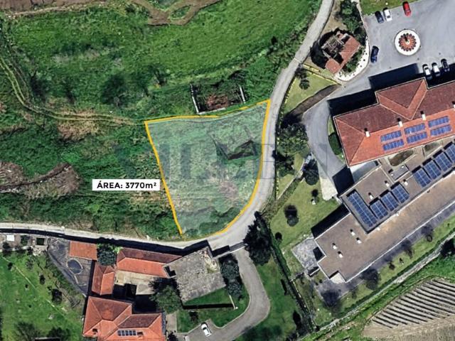 Terreno com 3770m² em Airão Santa Maria, Guimarães