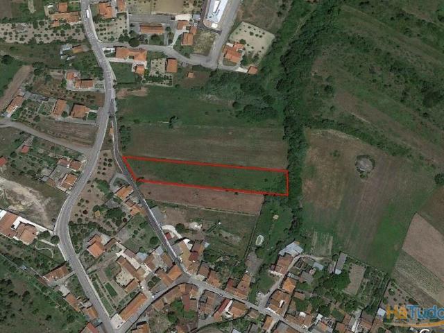 Terreno com 3926 m2, viabilidade de construção nas Alhadas | 26062124096