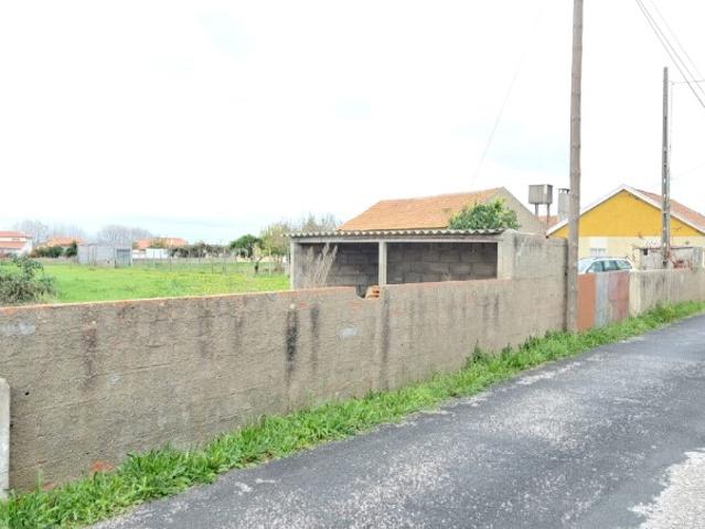 Terreno com viabilidade de construção em Carvide